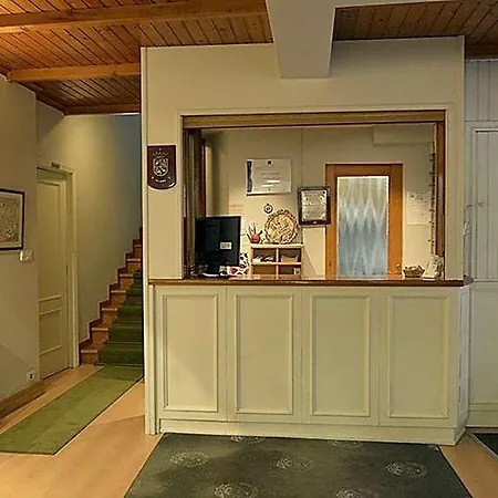 Tres Carabelas Hotel