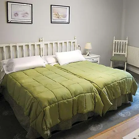 Hotel Tres Carabelas