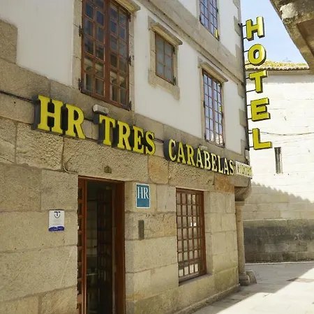 Tres Carabelas