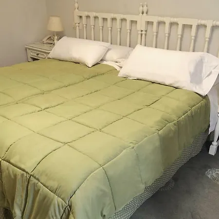 Tres Carabelas Hotel 2*