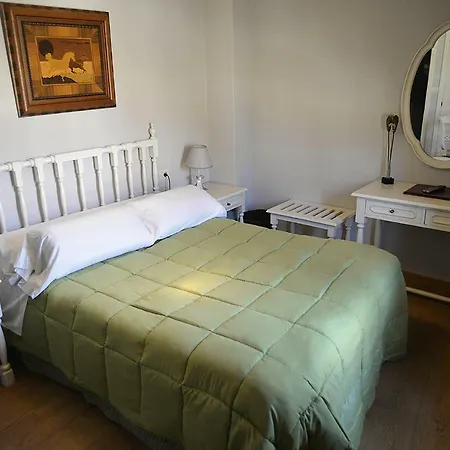 Tres Carabelas 2* Baiona