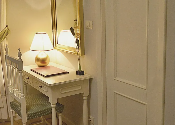 Tres Carabelas Hotel 2*